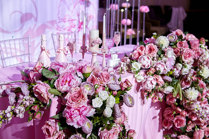 Оформление свадьбы в розовом цвете (фото 4)