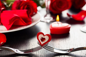 Стол для влюбленных