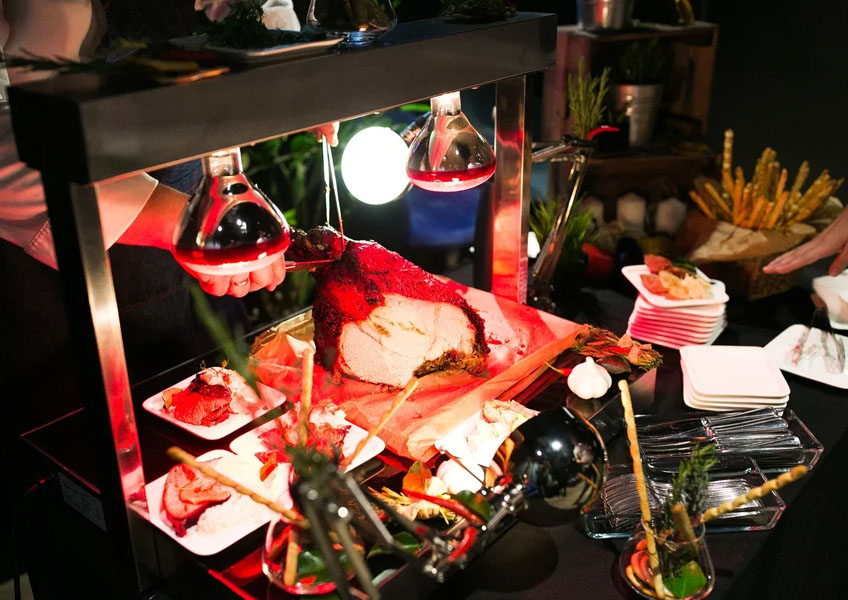 запеченная в травах телячья ножка