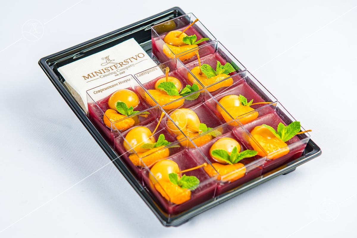 Желе из глинтвейна с райскими яблочками