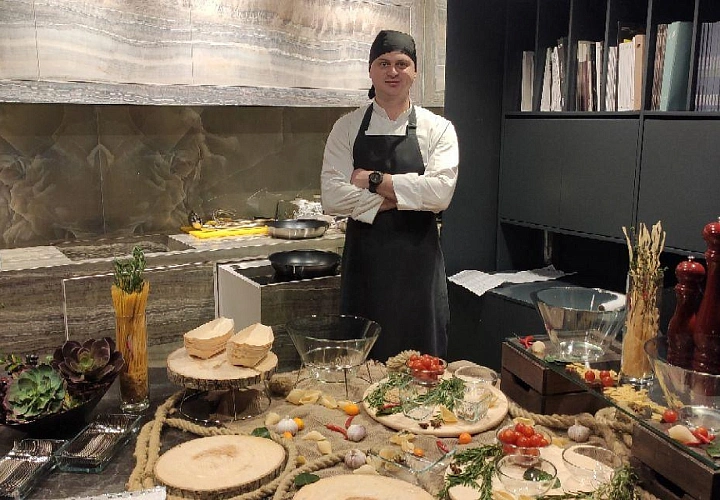 Станция "Паста с белыми грибами" 