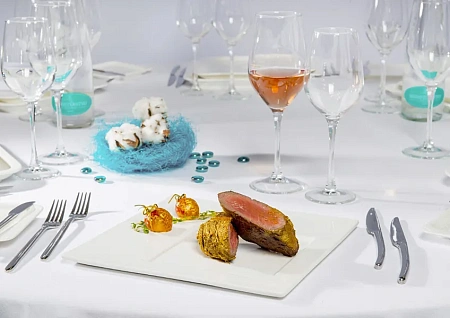 Сервировка гала ужина