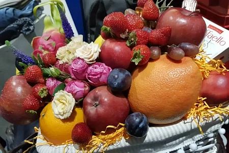 Фуршет в новом офисе агентства DPG