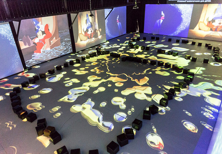 Мультимедийный зал ArtPlay