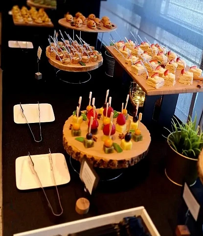 Фуршет на 45 персон для ООО «Яндекс.Вертикали »