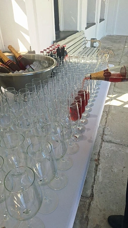 Свадебный банкет на главной площади Усадьбы Середниково на 60 персон