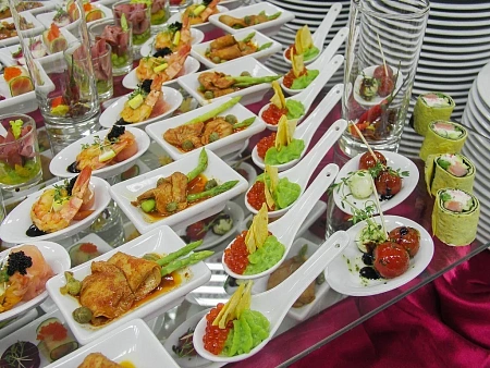 Фуршет на вручение премии "ПОЭТ"