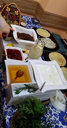 Блинная станция на Масленицу для 230 персон