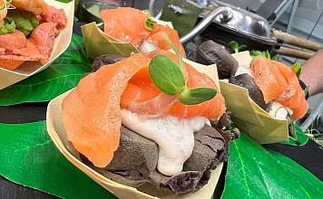 Станция с Гонконгскими вафлями