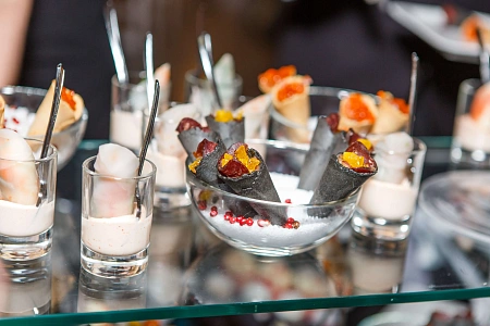 Черно-белая вечеринка