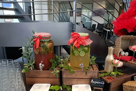 Анимационные станции для Audi