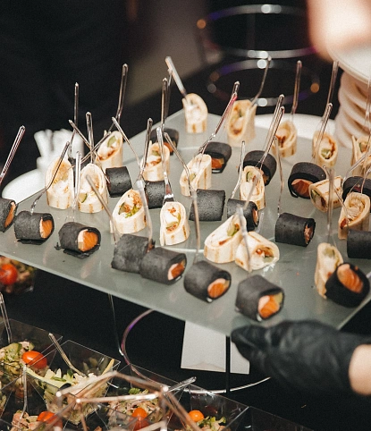 Фуршет на 700 персон QIWI