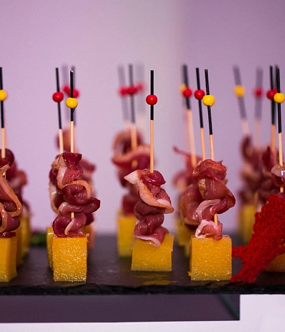 Фуршет на мероприятии WELLA