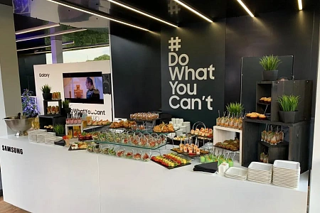 Фуршет-презентация в Samsung Galaxy Studio
