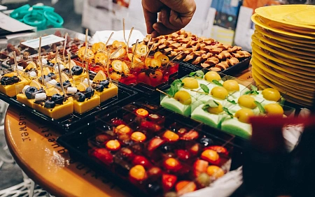 Легкий фуршет для Mothercare