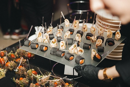 Фуршет на 700 персон QIWI