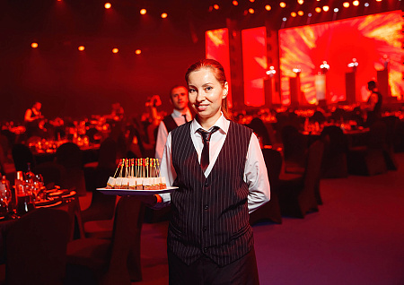 Персонал и обслуживание