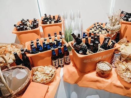 Фуршет в офисе компании GLO