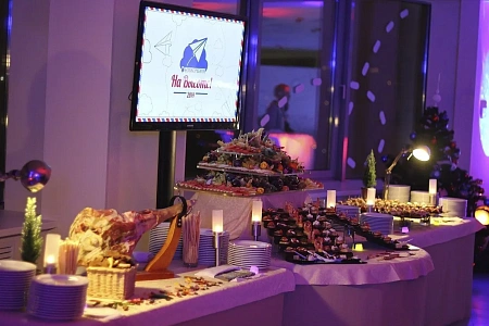 Новогодний фуршет для Совкомбанк