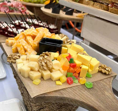 Фуршет на 100 персон Вираж