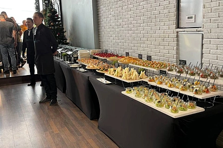 Фуршет с рассадкой и бар на 75 персон