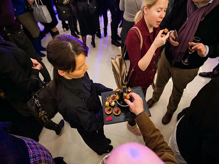 Коктейль на показе Chantal Thomass