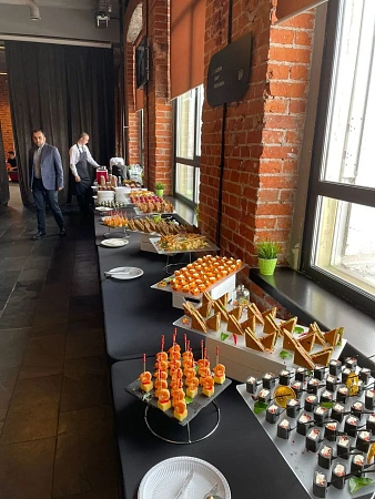 Фуршет на 95 персон