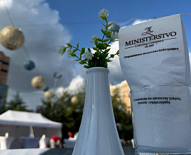 Выпускной школы 538 на 750 персон