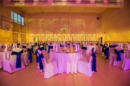 Банкет на выпускной вечер в школе