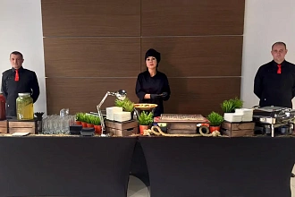 Бургер-станция для Nissan