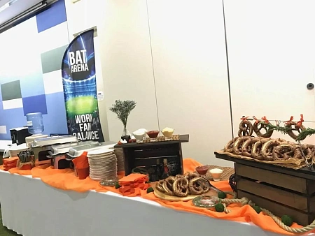 Фуршет в офисе компании GLO