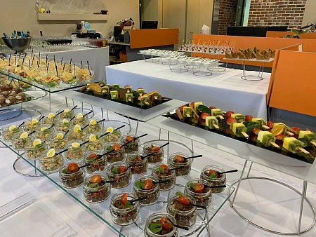 Фуршет к 8 марта для АЕОН