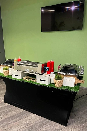 Анимационная станция с хот-догами на 100 персон компания Айтиджи