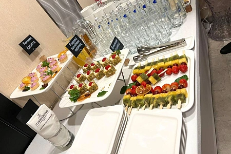 Кофе-брейк на 20 персон в офисе компании