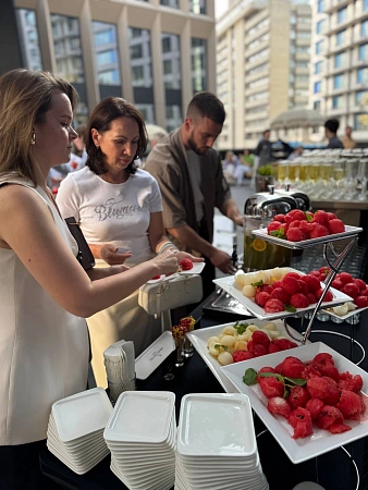 Коктейль на 150 персон для клиентов компании СТОУН 