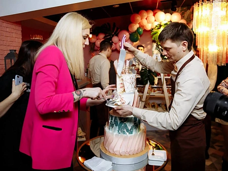 Открытие Салона Zаzеркалье