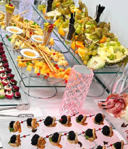Фуршет и выездной бар на 130 персон