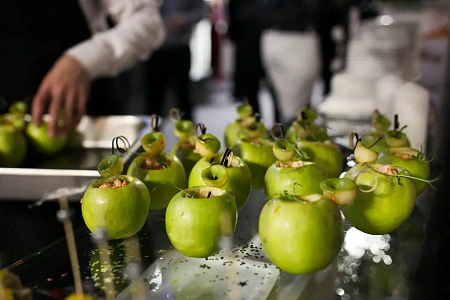 Фуршет Чистая Линия для 300 гостей