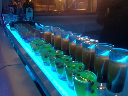 Коктейль бар на "ночь скидок"