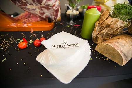 Фуршет в автосалоне Audi