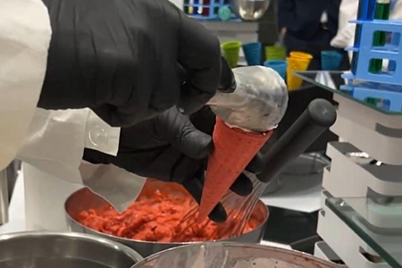 Станция с азотным мороженым на 150 персон