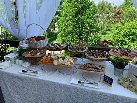 Свадебный фуршет на 45 гостей