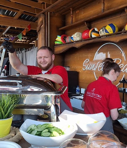 Фуршет и анимационные станции для 170 персон Тойота