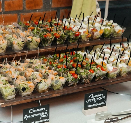 Анимационная станция "Винное казино" и доставка с обслуживанием на 80 персон