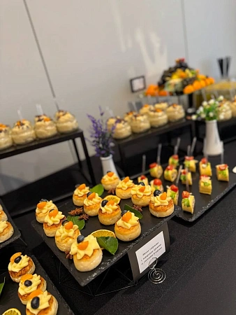 Бизнес-завтрак Стоунхедж для 80 персон