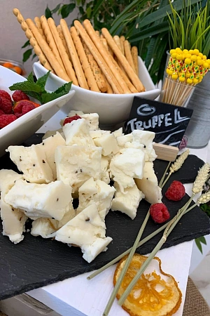 Food станции на свадьбу для 140 персон