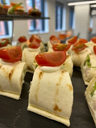 Фуршет на 50 персон для компании Алкон