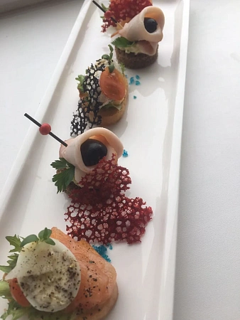 Фуршет в офисе компании