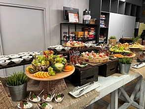 Фуршет на 35 персон в Офисе Киви банка