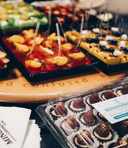 Легкий фуршет для Mothercare